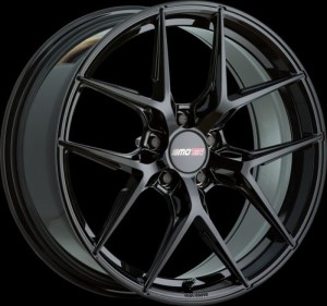 MoTec ULTIMATE Black Wheel 8x18 - 18 inch 5x114,3 bolt circle