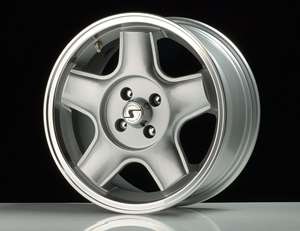 Schmidt Retro-ML High Gloss silver Wheel 9x16 - 16 inch 4x108 bold circle